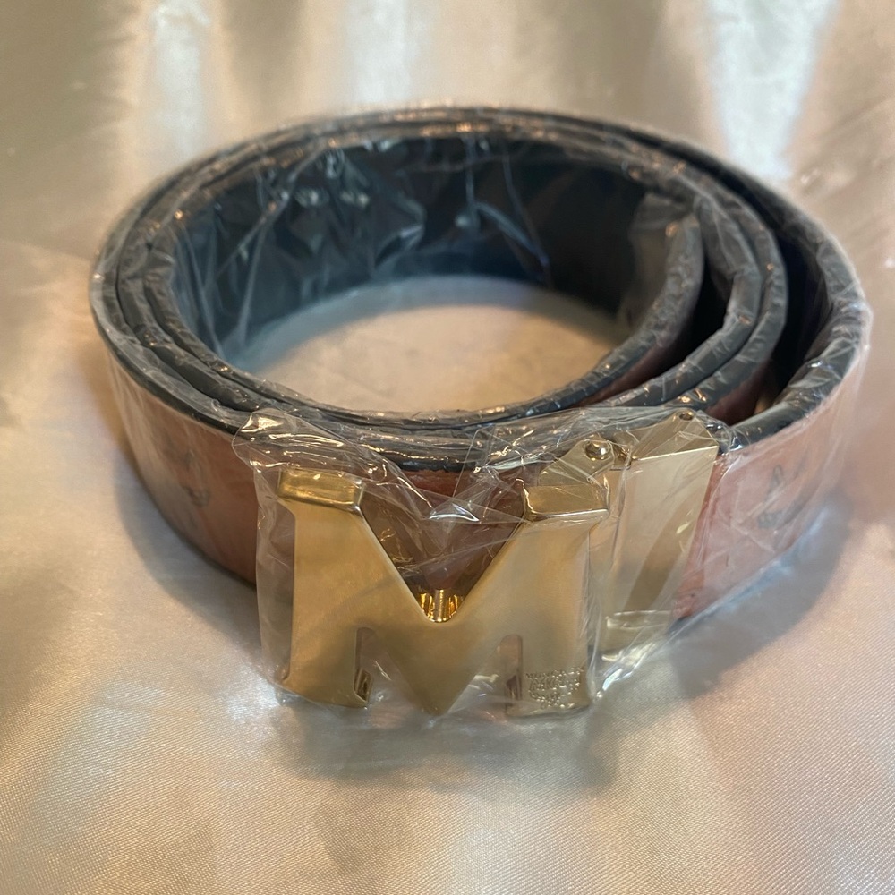 Men’s MCM logo belt 48”